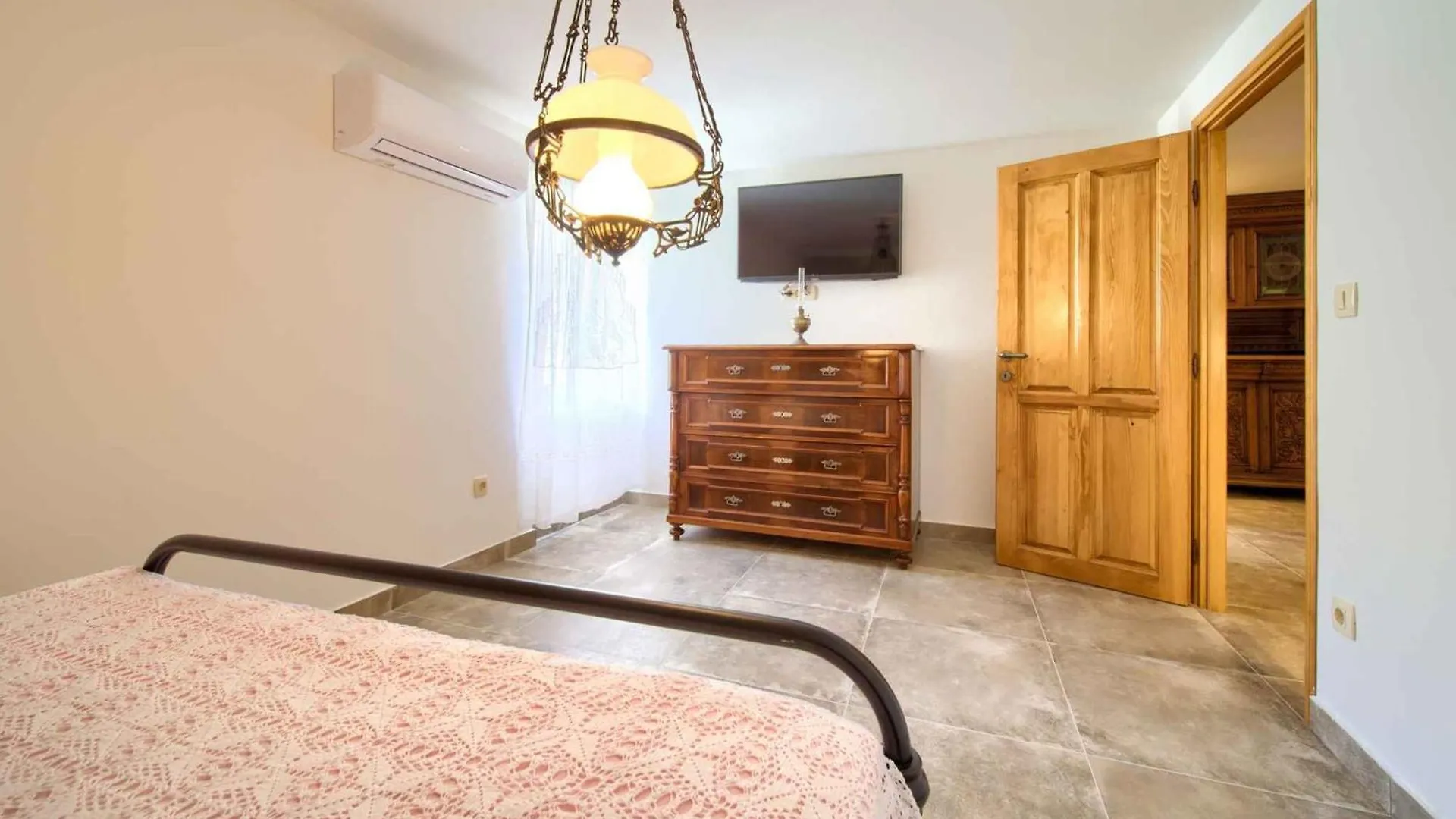 Holiday Home In Vrbnik - Insel Krk 45249 Croatia